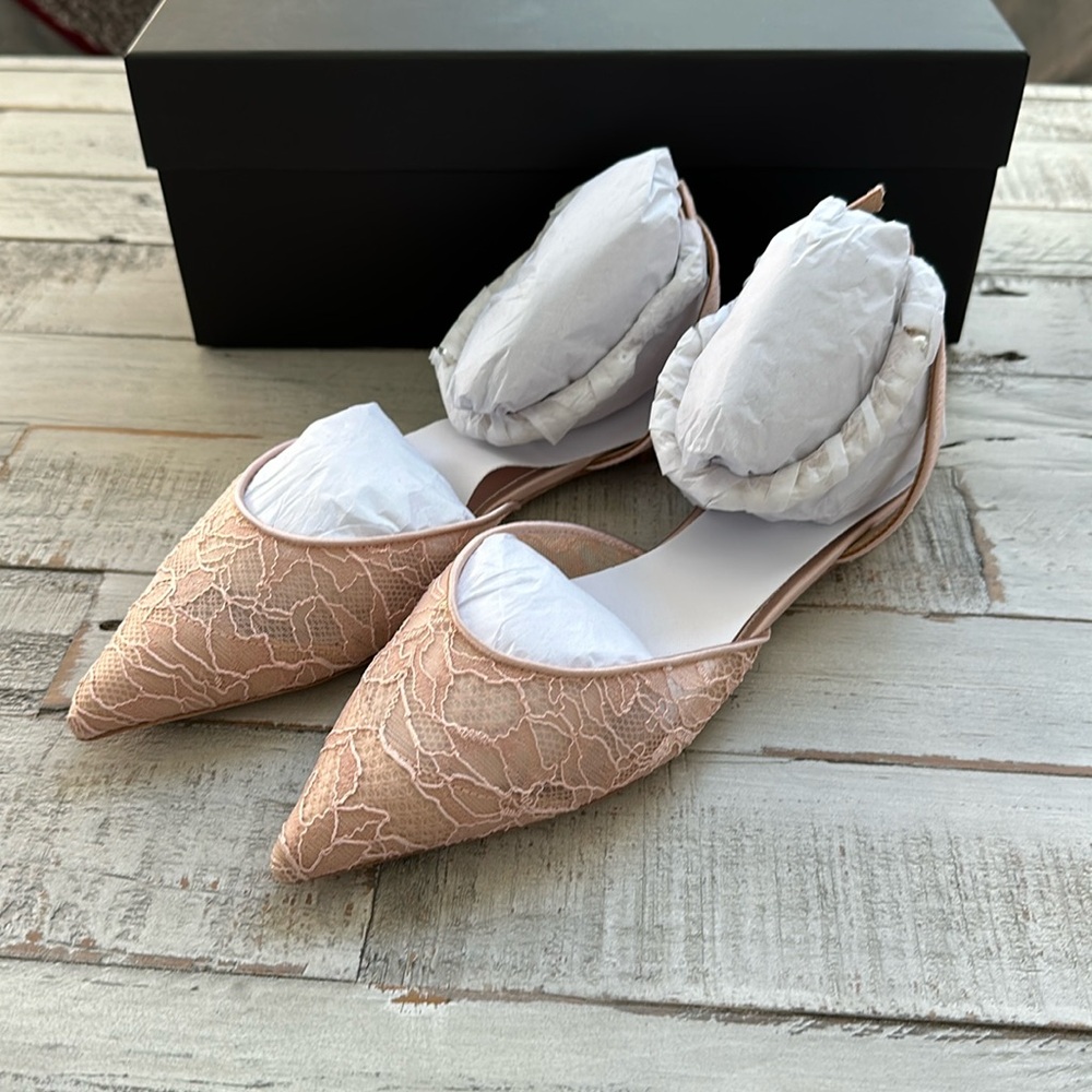 Badgley Mischka Pink Lace Flats
